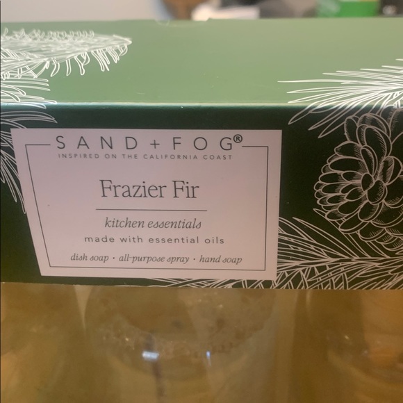 Kitchen essentials - Picture 2 of 6